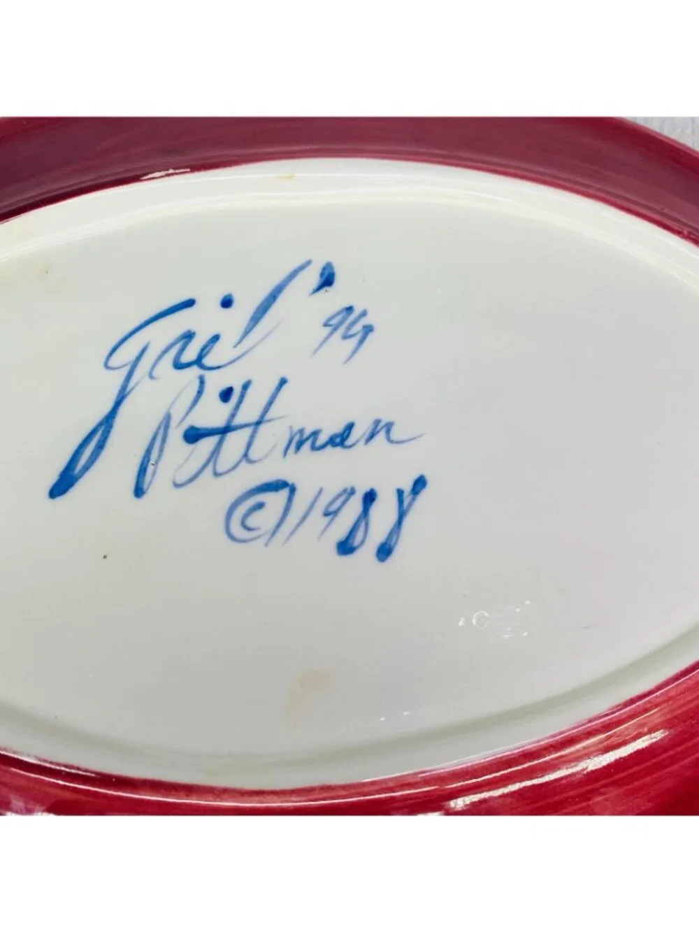 Gail Pittman FLAME Red Green Blue Wavy Line Band Ceramic 11.5